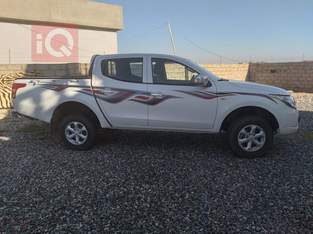 ميتسوبيشي L200